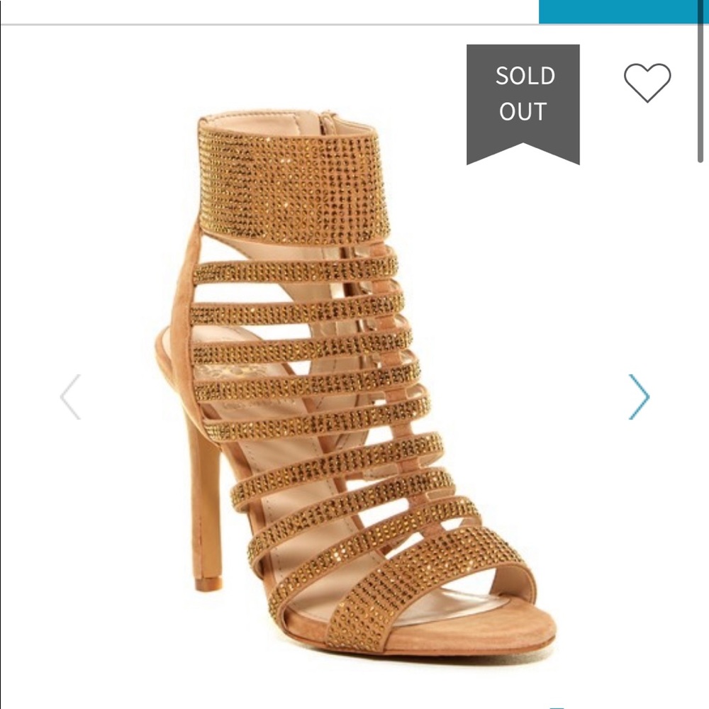 Vince Camuto nude and gold heels size 8.5